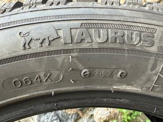 Neumáticos Invierno 225/55 R18 102V