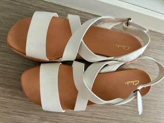 Sandalias Clarks Plataforma Piel Blanca talla 39