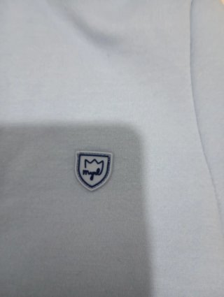 Chaqueta de niño azul con capucha