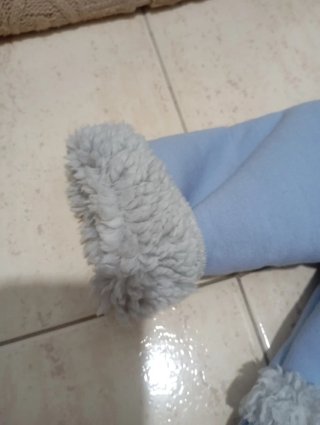 Chaqueta de niño azul con capucha