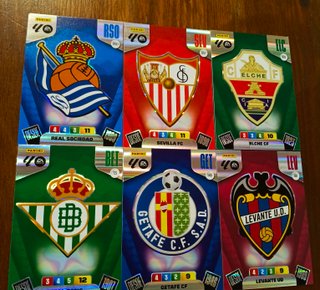 Cromos Adrenalyn Liga 2026 ESCUDOS
