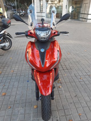 Piaggio Beverly 400 S Naranja