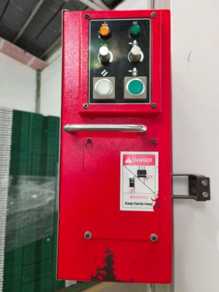 Flejadora industrial semi-automática