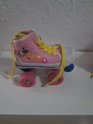 Patines 4 Ruedas Minnie Mouse Talla 28