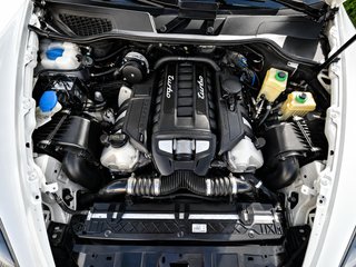 PORSCHE CAYENNE TURBO 4.8 V8 Tiptronic S 500cv.