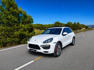 PORSCHE CAYENNE TURBO 4.8 V8 Tiptronic S 500cv.