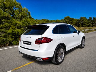 PORSCHE CAYENNE TURBO 4.8 V8 Tiptronic S 500cv.