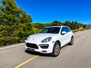 PORSCHE CAYENNE TURBO 4.8 V8 Tiptronic S 500cv.