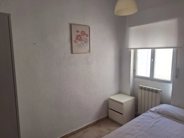 Alquilo piso en arguelles - Imagen 4