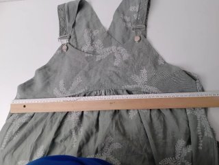 Vestido pichi hippie verde bordado