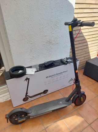 Xiaomi Mi Electric Scooter Pro 2