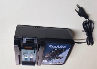 Caricabatterie Makita DC18RC