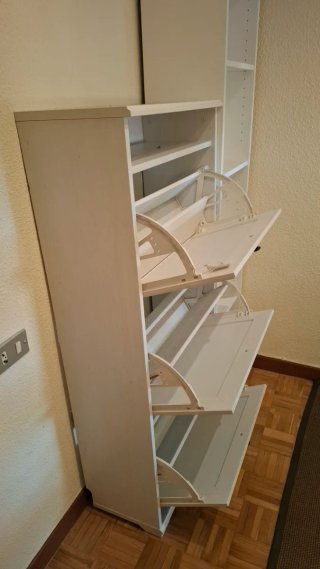 Zapatero blanco de madera