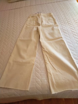 Pantalón culotte beige