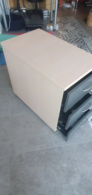 Cajonera de oficina 3 cajones.