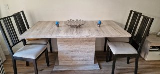 Salon completo con mesa de comedor