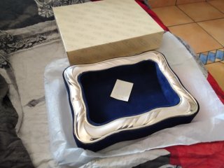 Svuotatasche in argento e velluto blu