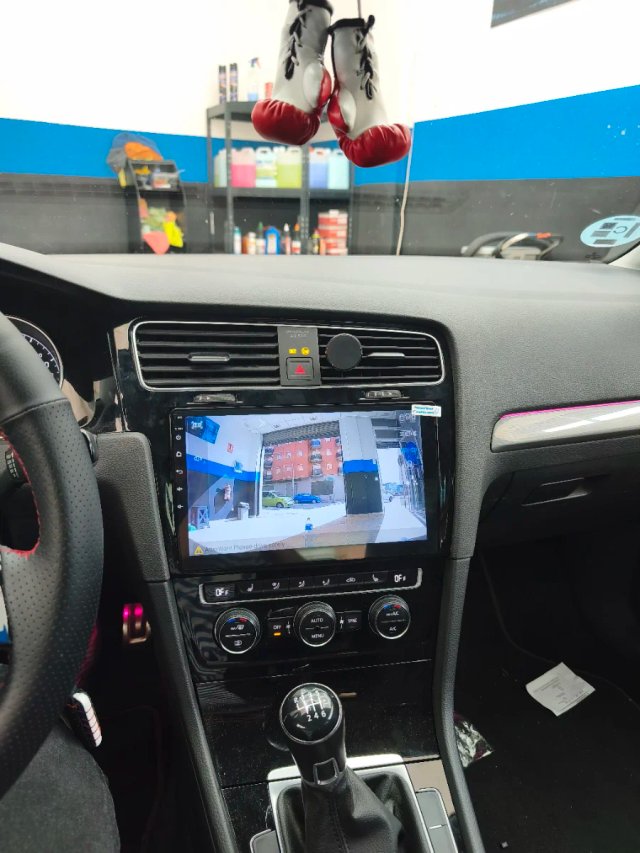 Pantalla Android VW Golf