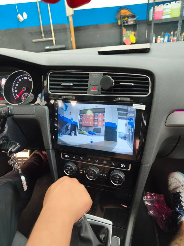 Pantalla Android VW Golf