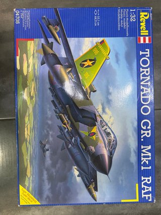 Maqueta Revell Tornado GR. Mk1 RAF 1:32