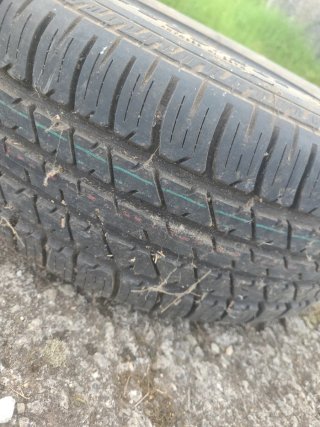 Llanta de repuesto BMW E36 original