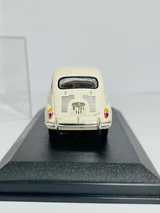 Seat 600 (1957) Escala 1/43