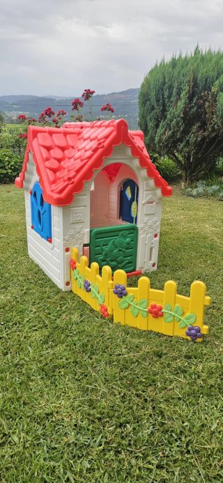 Casita de jardín.Recogida Vigo o Pontevedra
