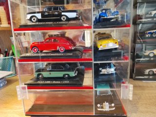 Colección Taxis Altaya 24 unidades con expositor