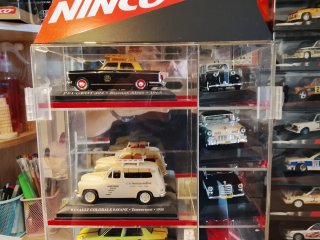 Colección Taxis Altaya 24 unidades con expositor