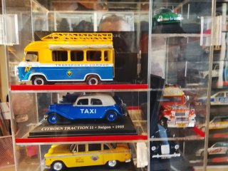 Colección Taxis Altaya 24 unidades con expositor
