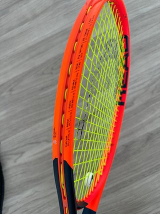 Raqueta Head Radical JR 26 + Cordaje Premium