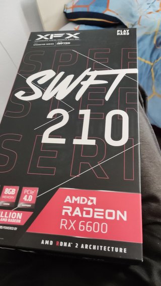 Tarjeta gráfica XFX RX 6600 SWFT 210 8GB