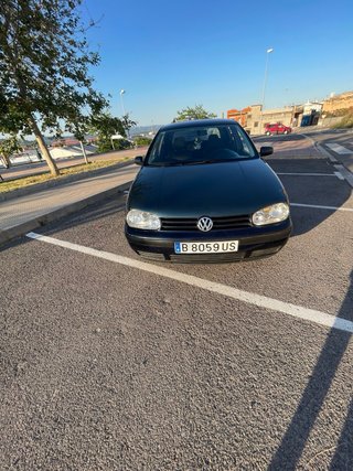 Volkswagen Golf 2000