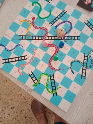 Juego de mesa Serpientes y Escaleras