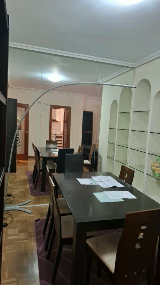 Mueble salón madera y cristal negro