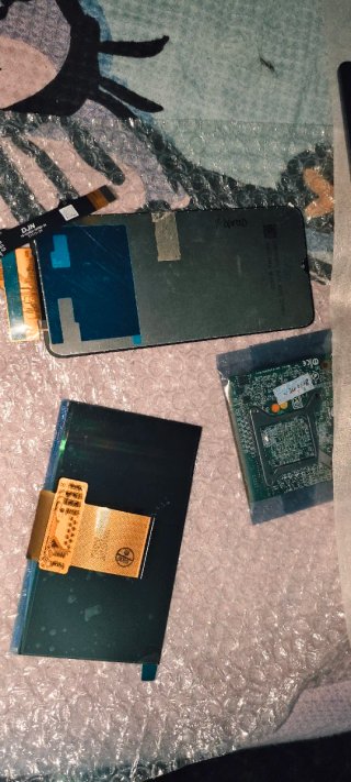 Pantalla portátil y componentes