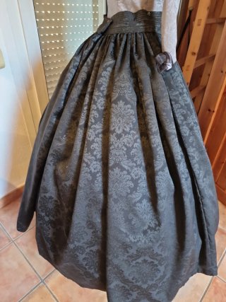 Falda Fallera Antigua Gris Brocada
