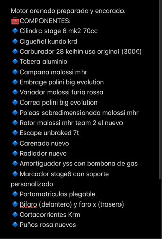 Yamaha Jog RR Scooter Negra y Rosa
