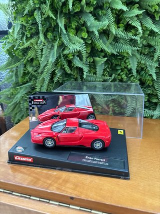 Scalextric Enzo Ferrari HotWheels EDICION ESPECIAL