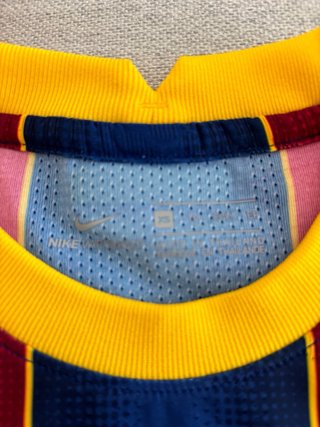 Camiseta FC Barcelona Femenina Talla XS Nike