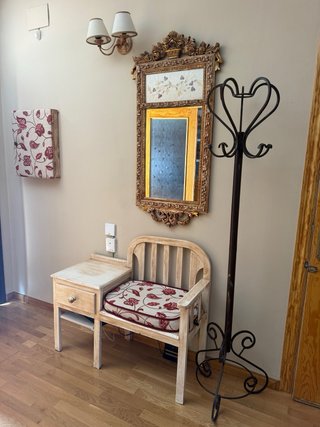 Mueble recibidor madera con espejo