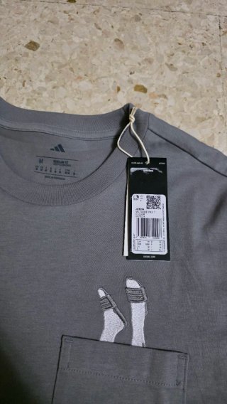 Camiseta Adidas Gris Talla M con etiquetas