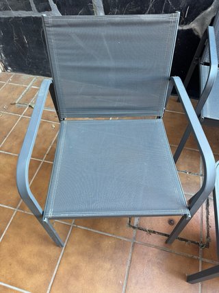 Conjunto de jardín 2 sillas, banco y mesa