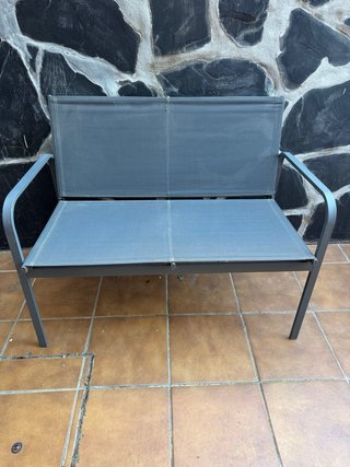 Conjunto de jardín 2 sillas, banco y mesa