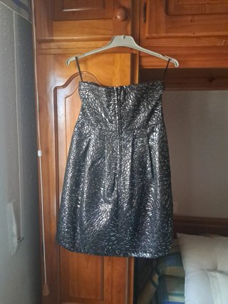 Vestido fiesta corto negro