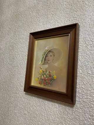 Cuadro mujer con sombrero y flores