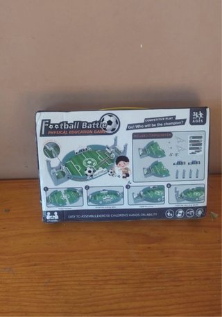 Futbolín infantil y juego battle