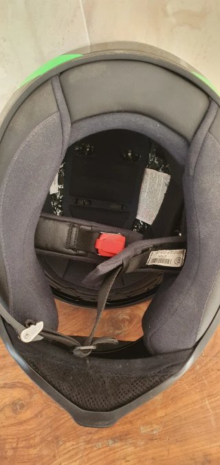 CASCO HJC INTEGRAL — Negro y Verde Flúor | DOBLE V