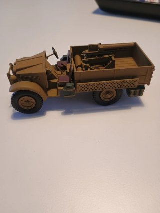 Modellino mezzo militare 1:43 criel model