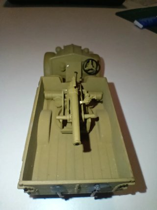 Modellino mezzo militare 1:43 criel model